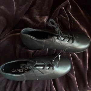 Capezio Classic Black Downtown Leather TAP Shoes